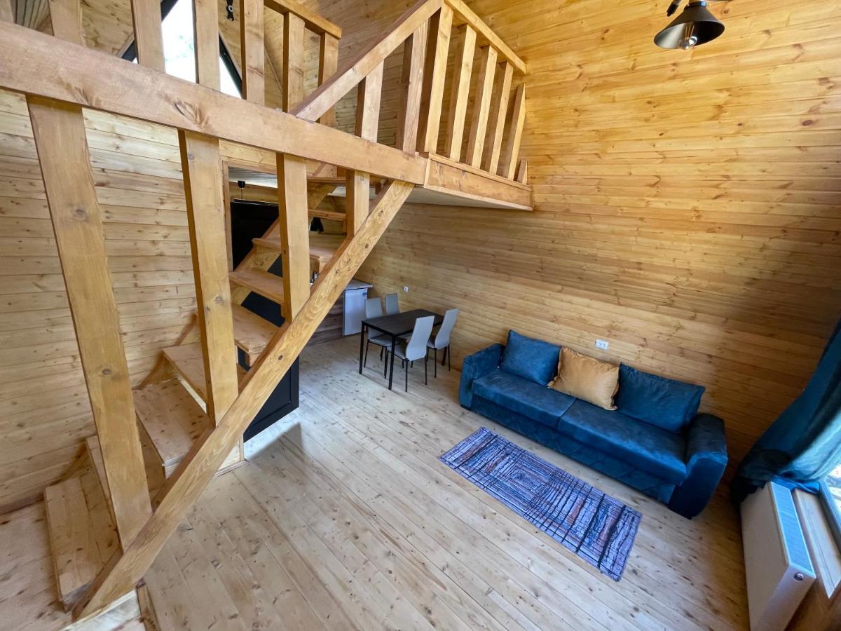 Guesthouse Elli & Cottages Степанцмінда Екстер'єр фото